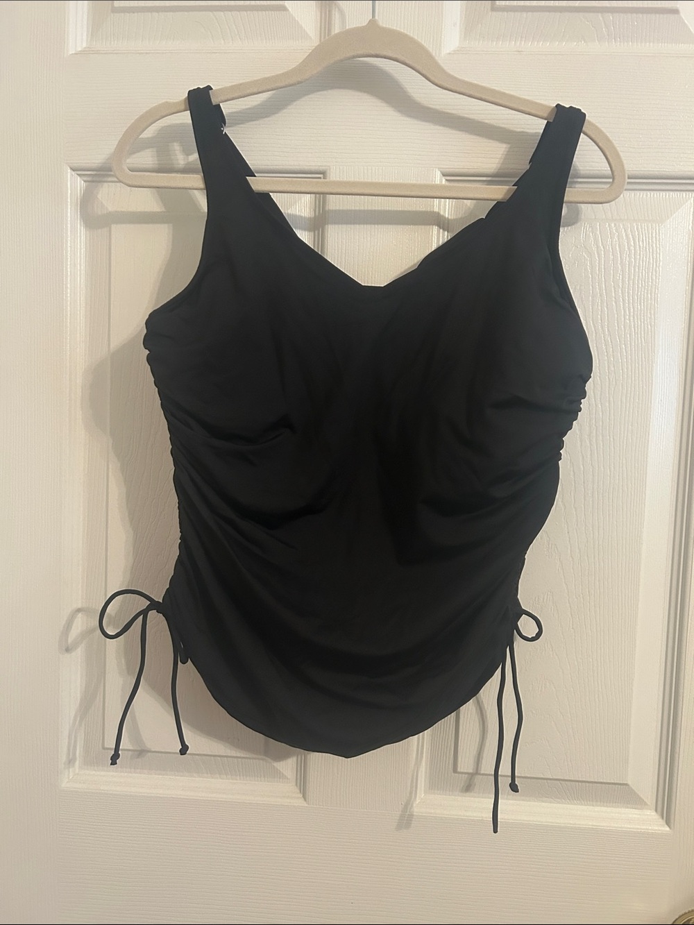 Lands' End Black Ruched Tank Swim Top Sz 10 DDD Adjustable Straps
